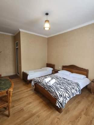 Moon Night Hotel Kazbegi Luaran gambar